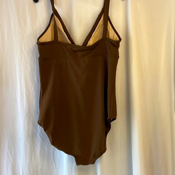 Merona swimsuit XL with tummy control - Picture 3 of 9